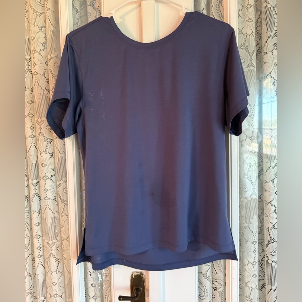 Lululemon top size 6